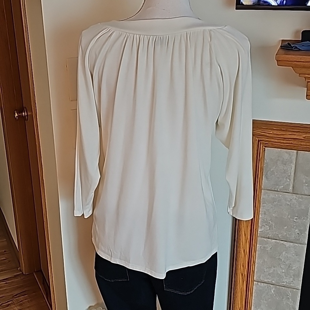 WHBM  tee - Picture 3 of 4